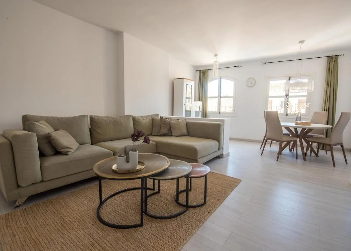 Puerto Banus Marina Apartment! ماربيا إسبانيا