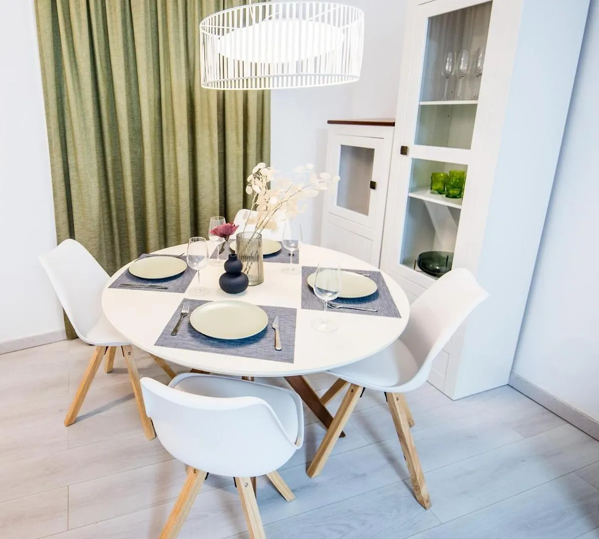 Puerto Banus Marina Apartment! ماربيا شقة